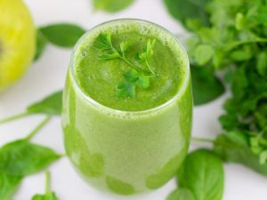 Detoxifying Herbal Drinks Mint Detox Water In A Glass
