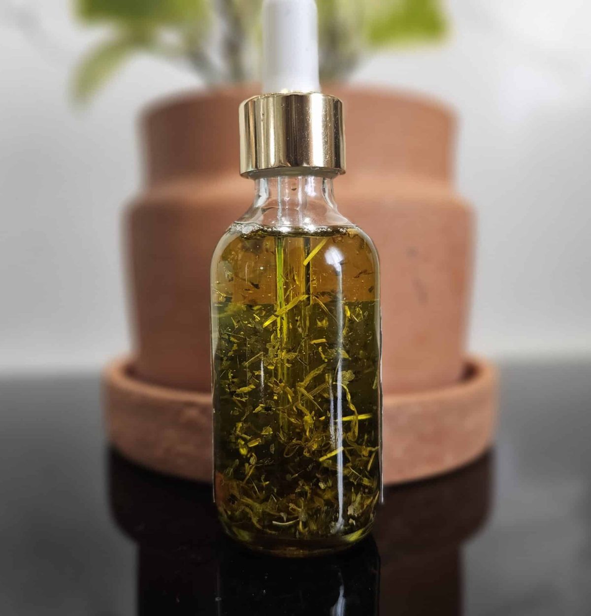 1000056979.Jpg New Moon Herbal Oil - Image 2
