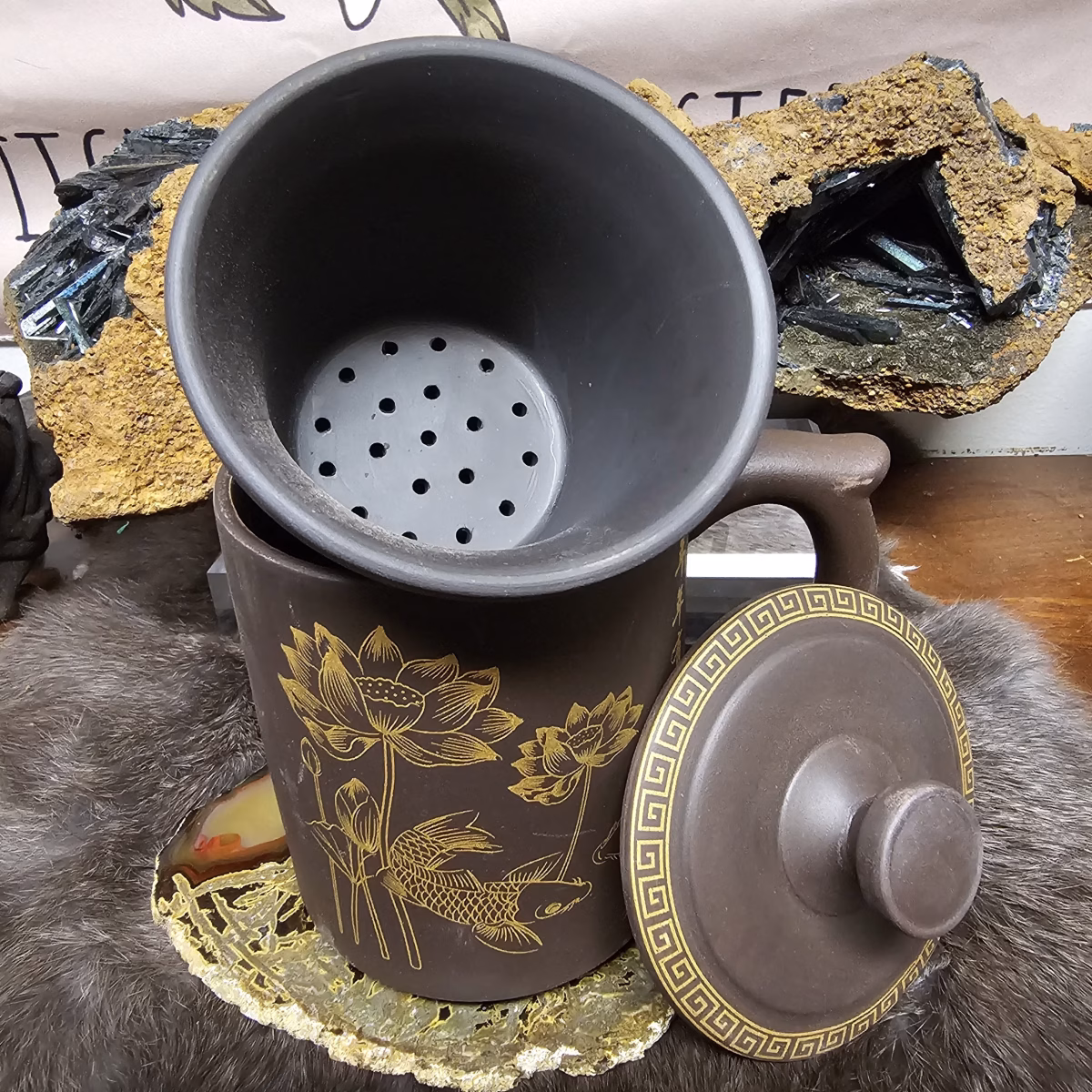 Koi Fish Clay Mug W/Strainer Brown Patterned Mug Lid Open Photo Koi Fish Clay Mug W/Strainer Brown Patterned Mug Lid Open Photo