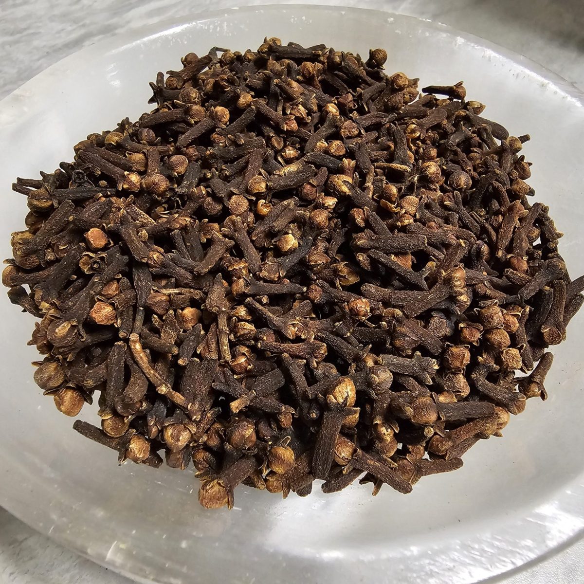 1000080953-Scaled-1.Jpg Cloves Whole - Image 1