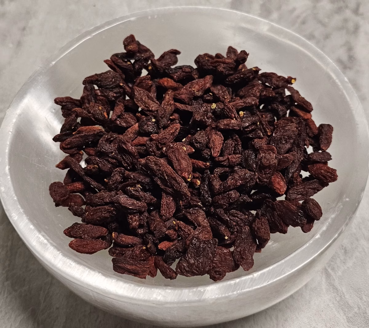 20241029_120752-Jpg.avif Lycii (Gogi) Berry Whole - Image 1