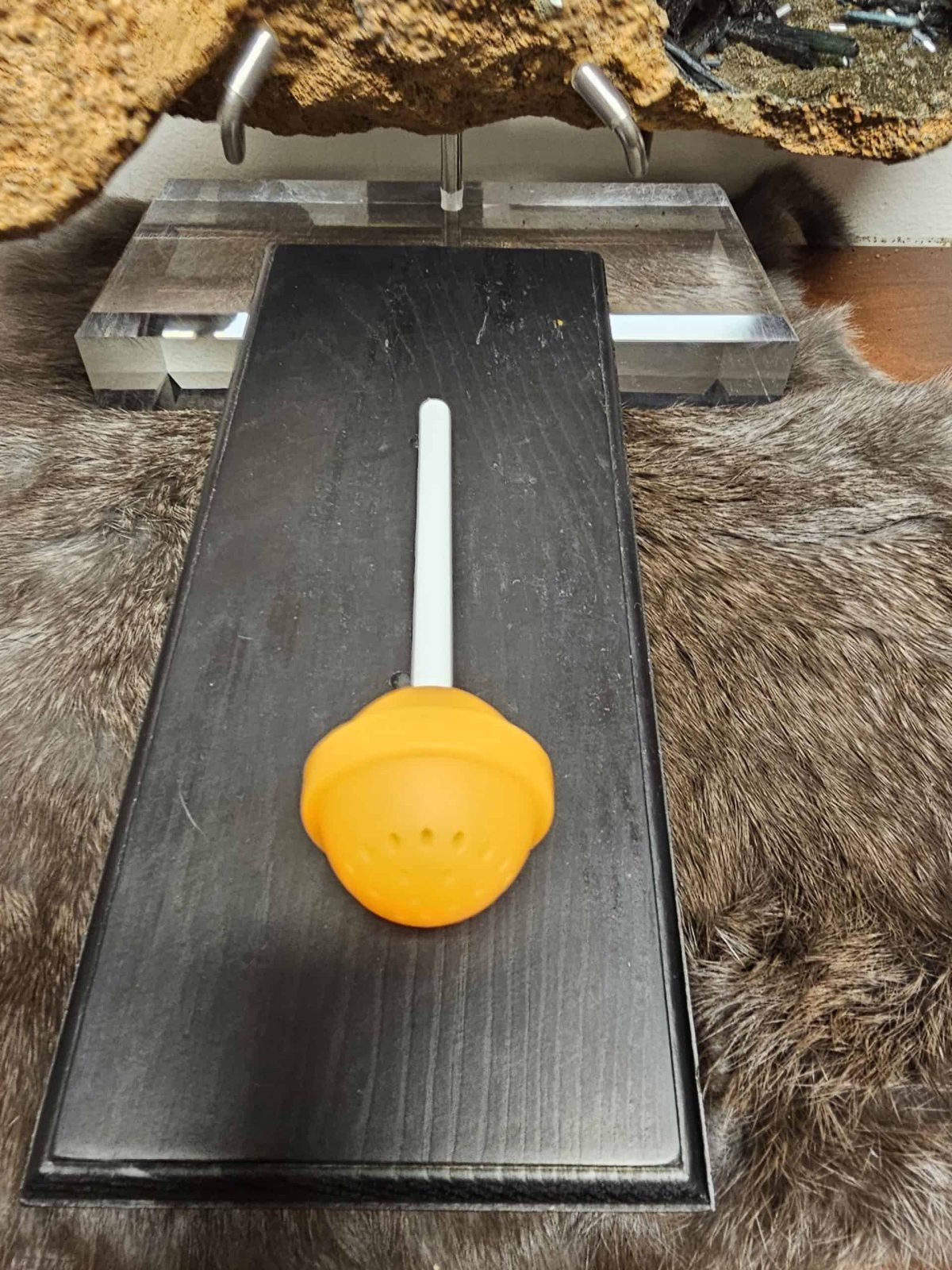 Pro-Xei5Dz7M-Scaled-1.Jpeg Orange Lollipop Tea Strainer - Image 1